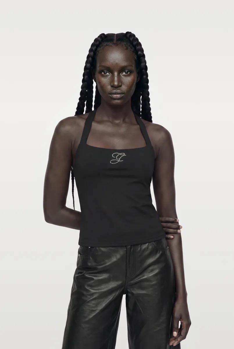 A finished front view made by VibeStudio