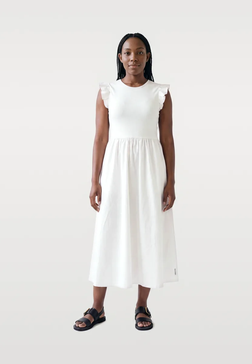 A finished front view made by VibeStudio