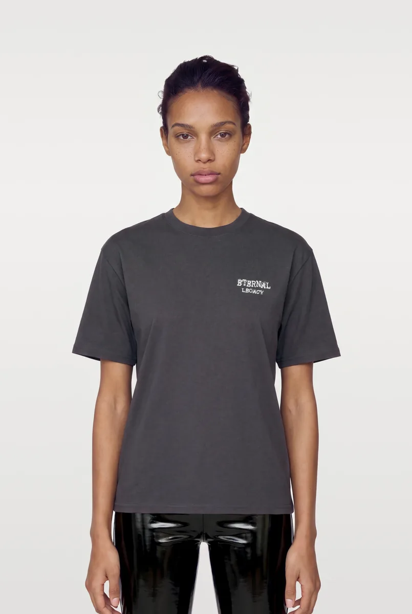A finished front view made by VibeStudio